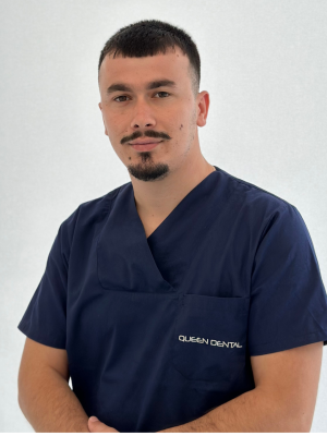 Qyeendental_Laboratory_Renato